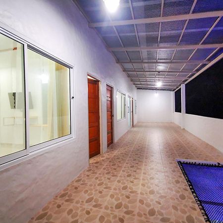 Villa Thepprasit Cosy Jomtien Beach Exterior foto