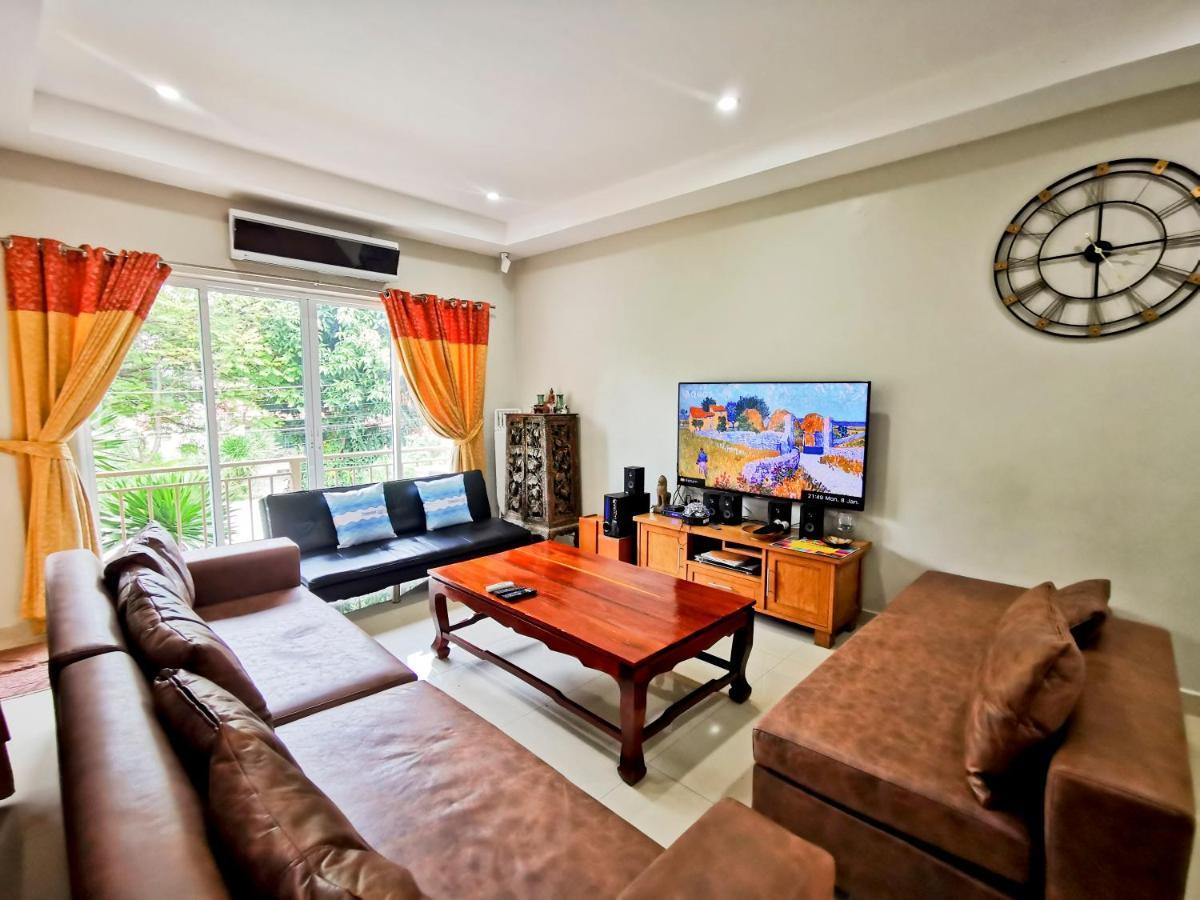 Villa Thepprasit Cosy Jomtien Beach Exterior foto