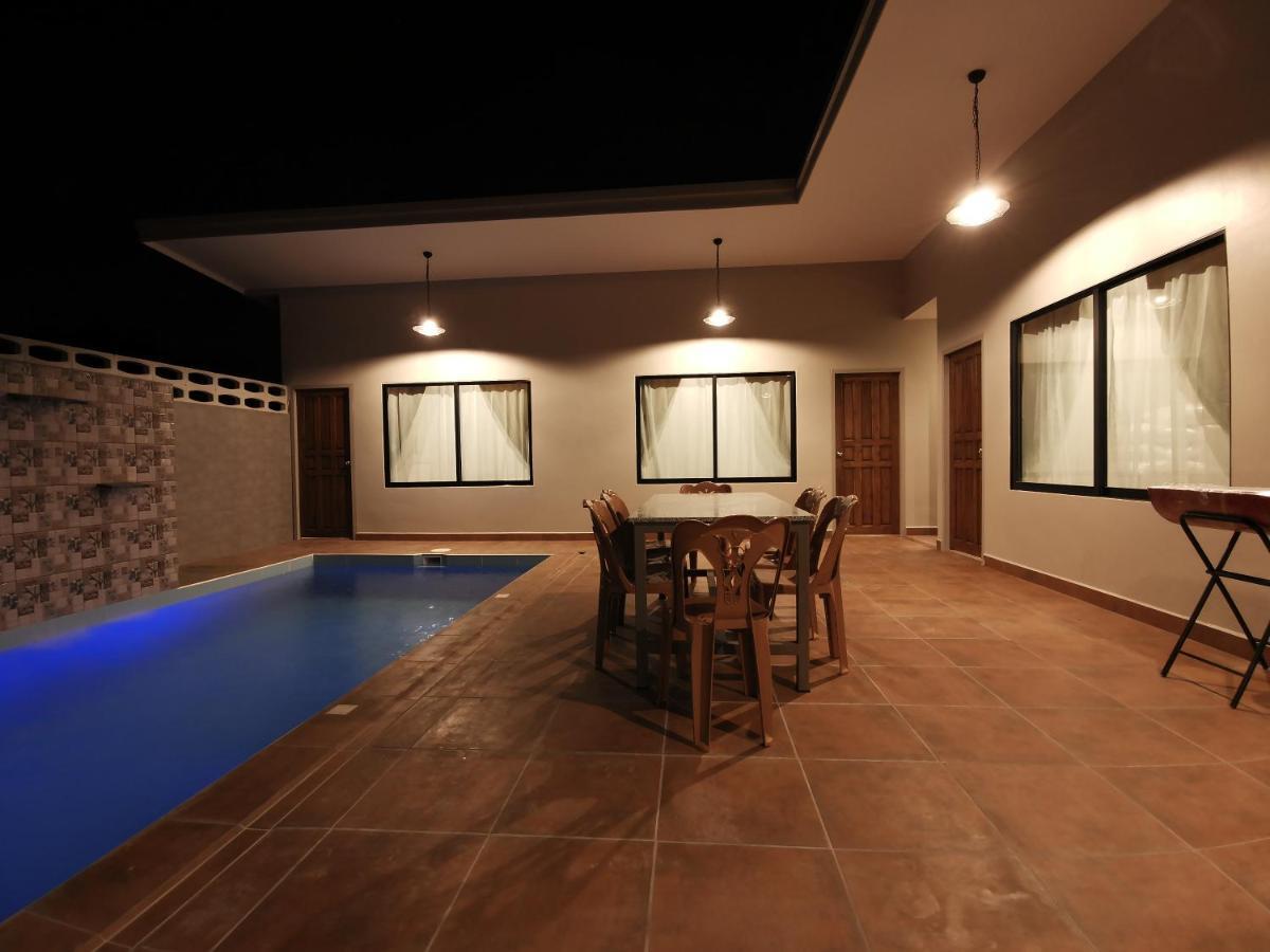 Villa Thepprasit Cosy Jomtien Beach Exterior foto