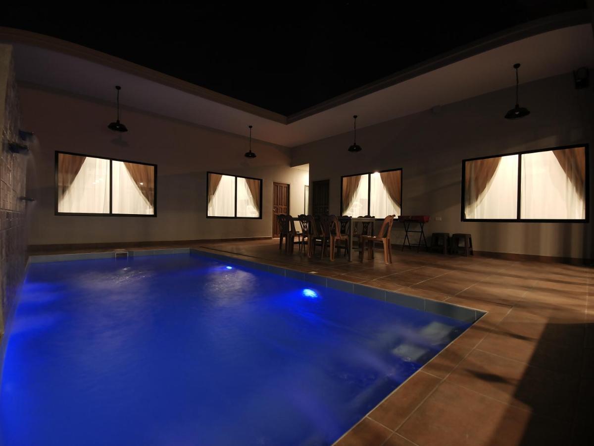 Villa Thepprasit Cosy Jomtien Beach Exterior foto